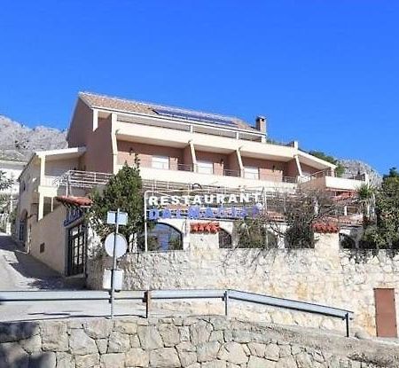 Dalmacija Omiš Exterior foto