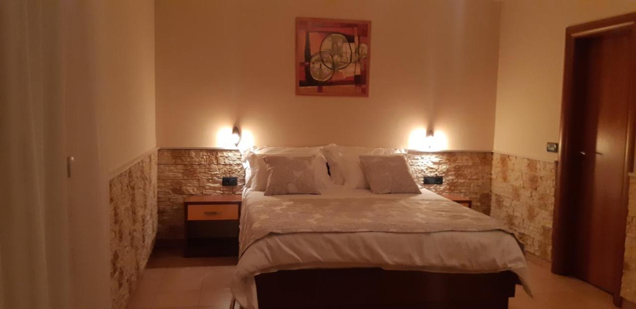 Dalmacija Omiš Exterior foto